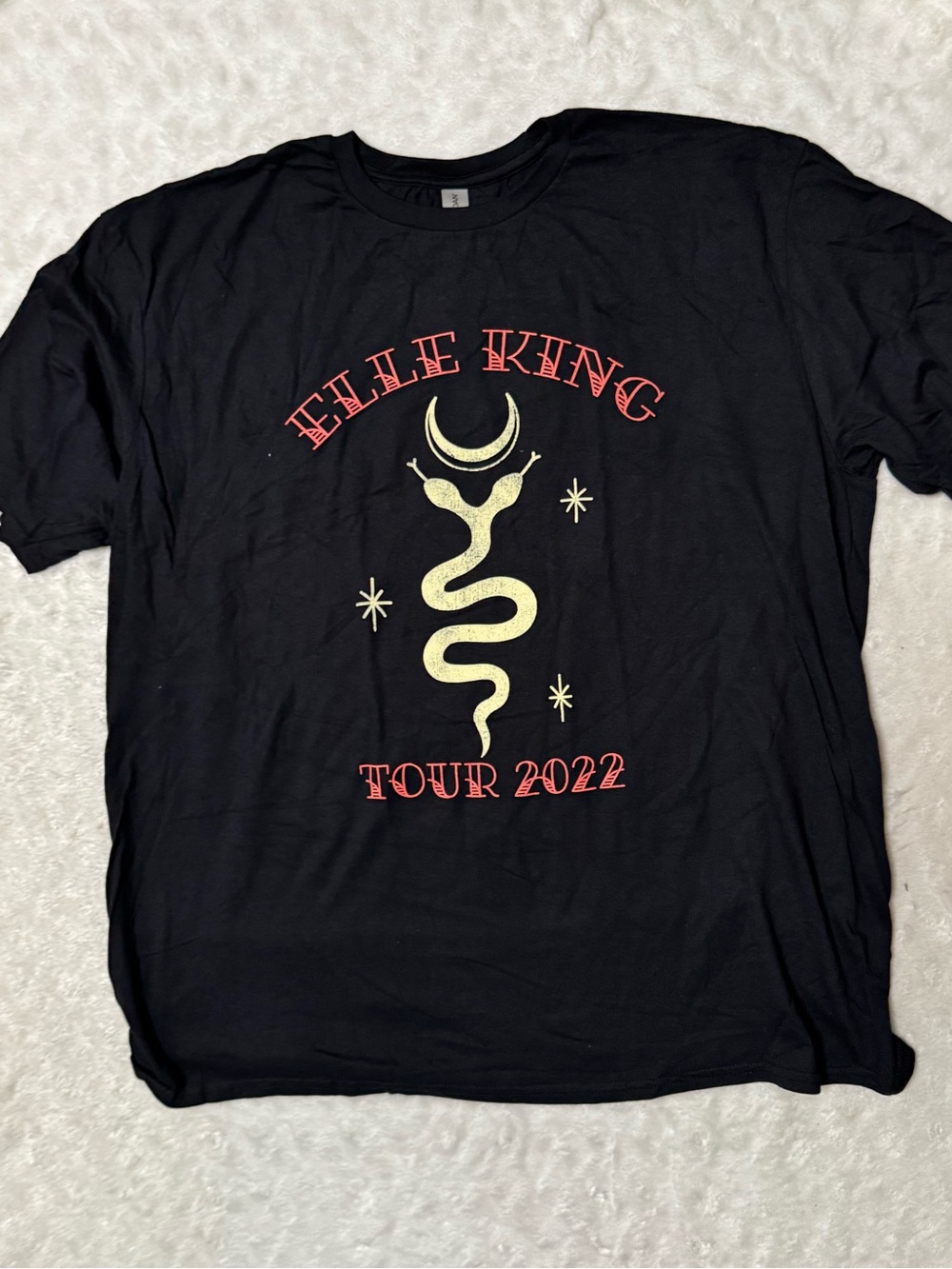 NWOT- Elle King Tour 2022 Black Graphic unisex Band Tee - Snake Moon